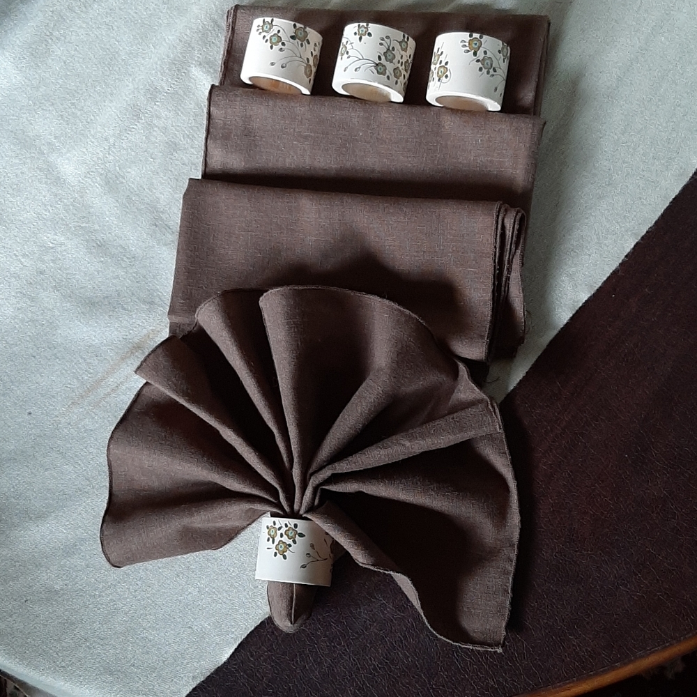 Wooden Napkin Rings with Napkins Bundle
